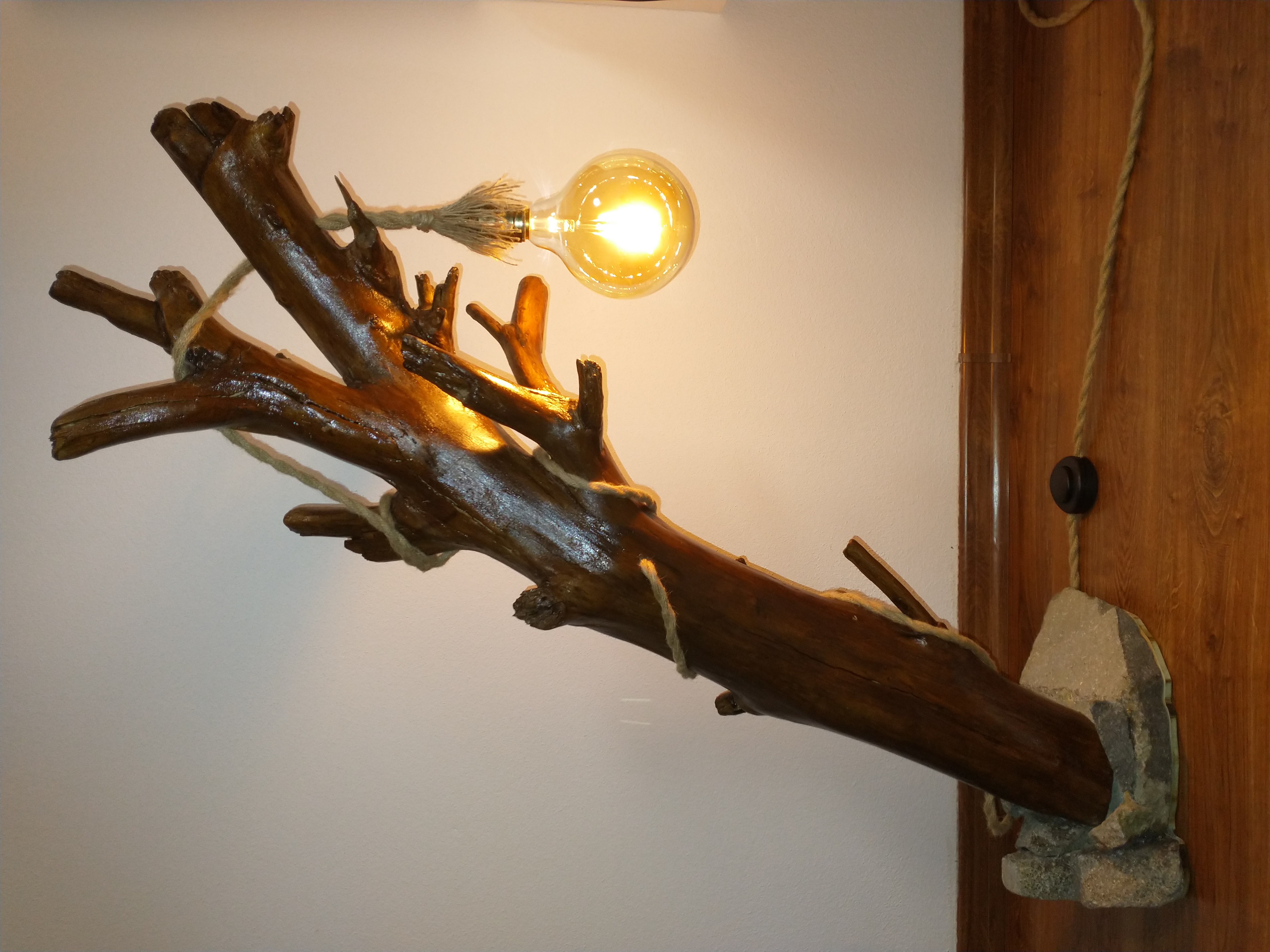 WOOD LAMP stojacia lampa