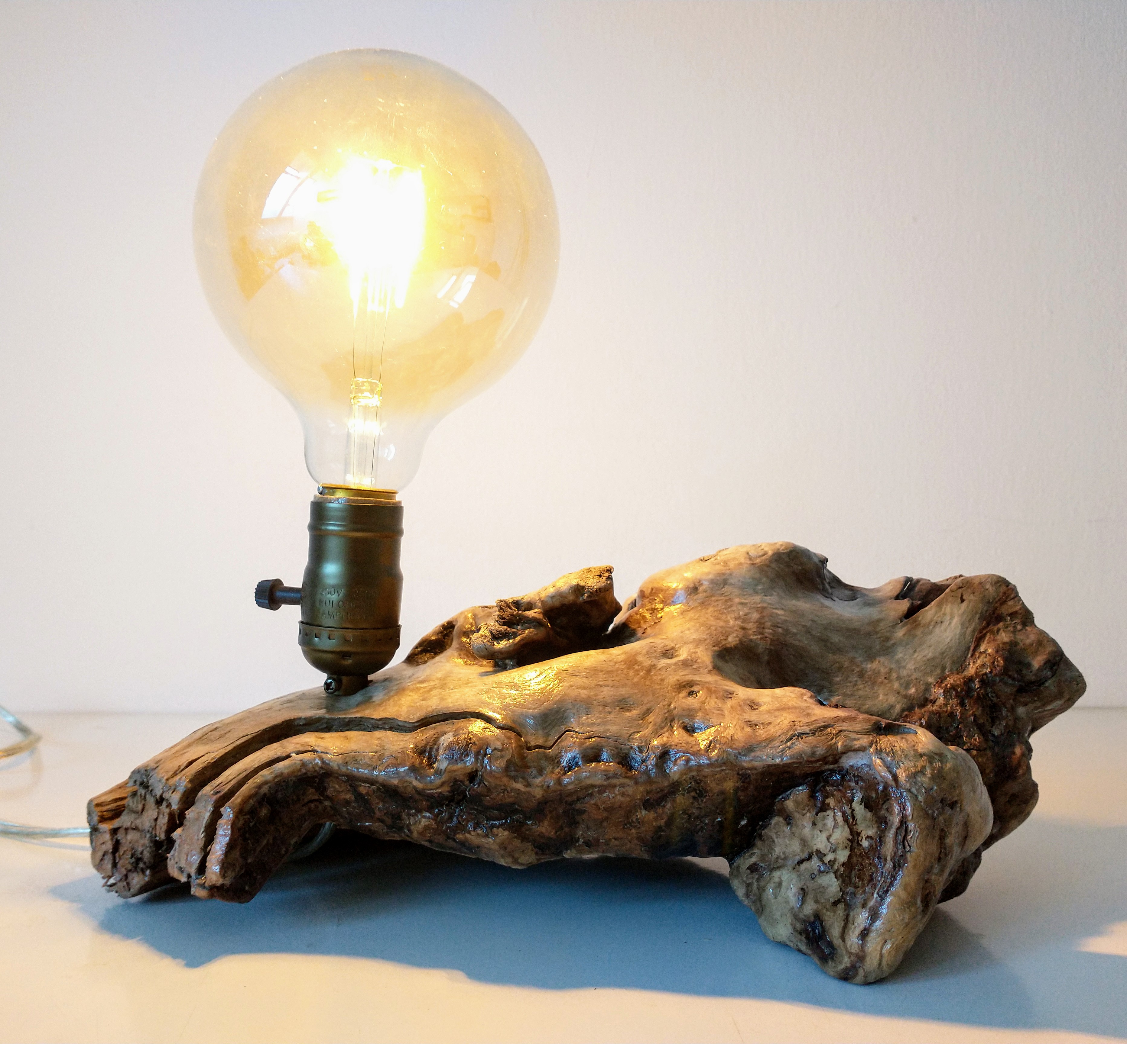 WOOD LAMP svietidlo na stôl