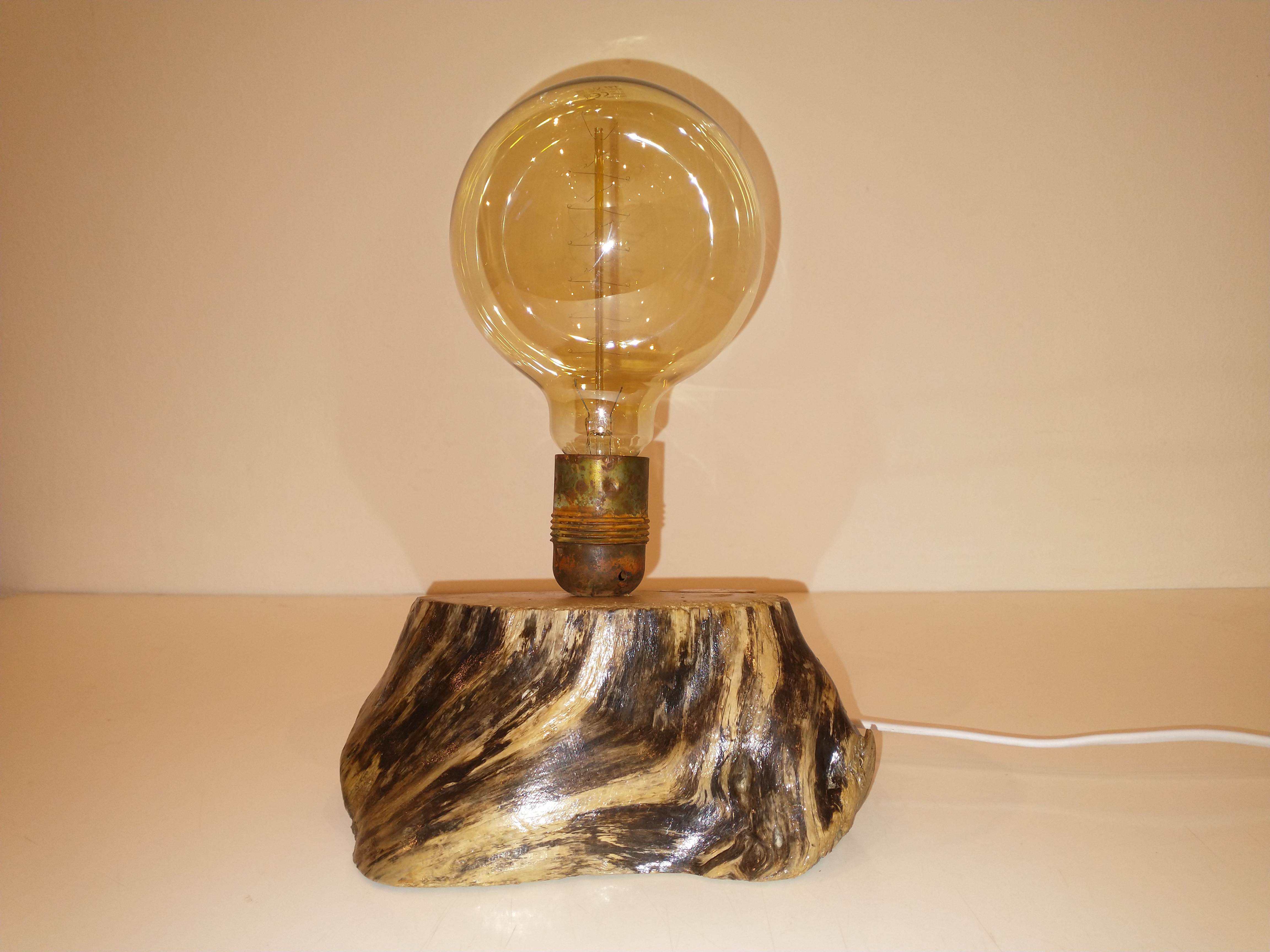 WOOD LAMP svietidlo na stôl