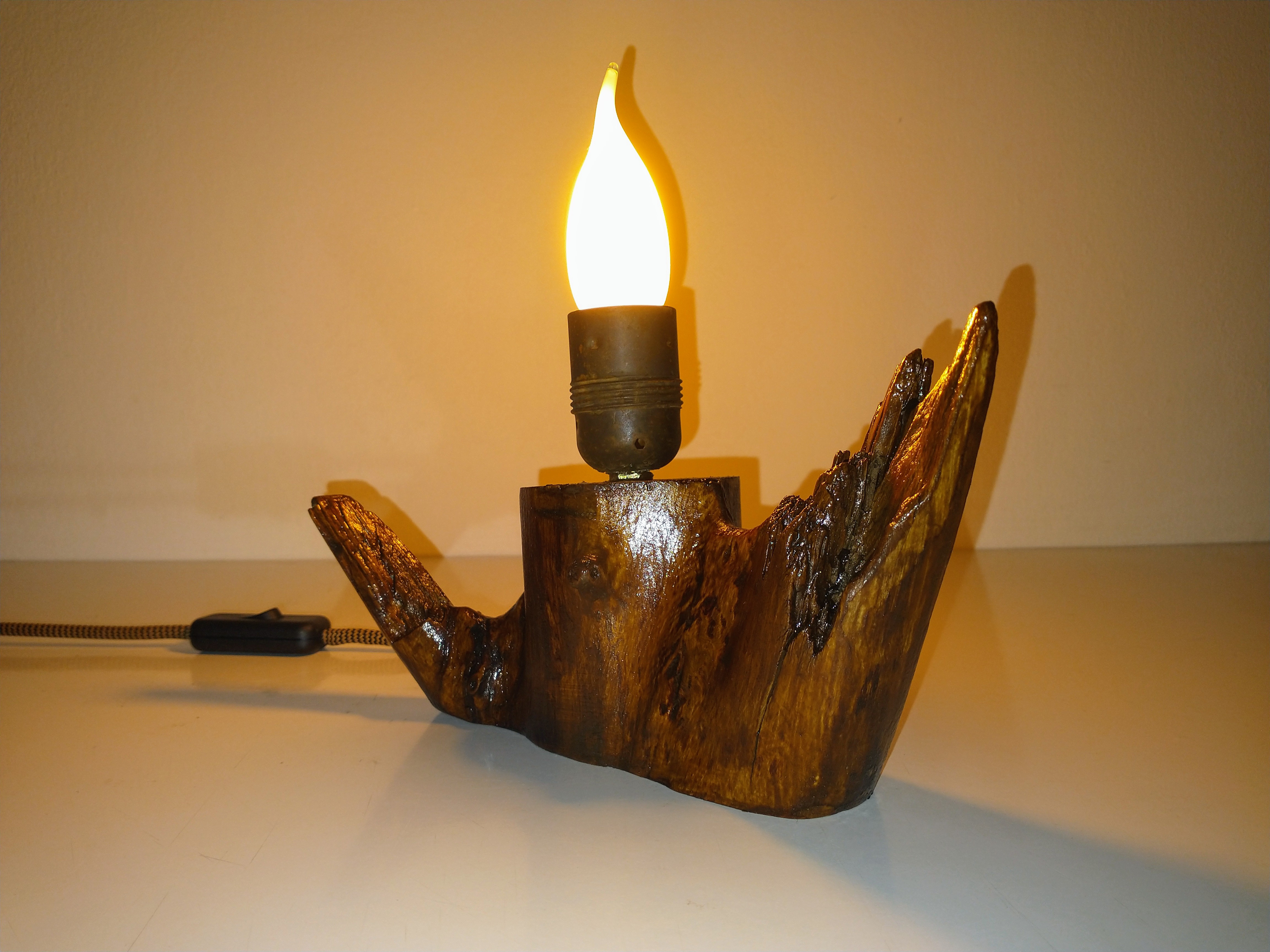 WOOD LAMP svietidlo na stôl