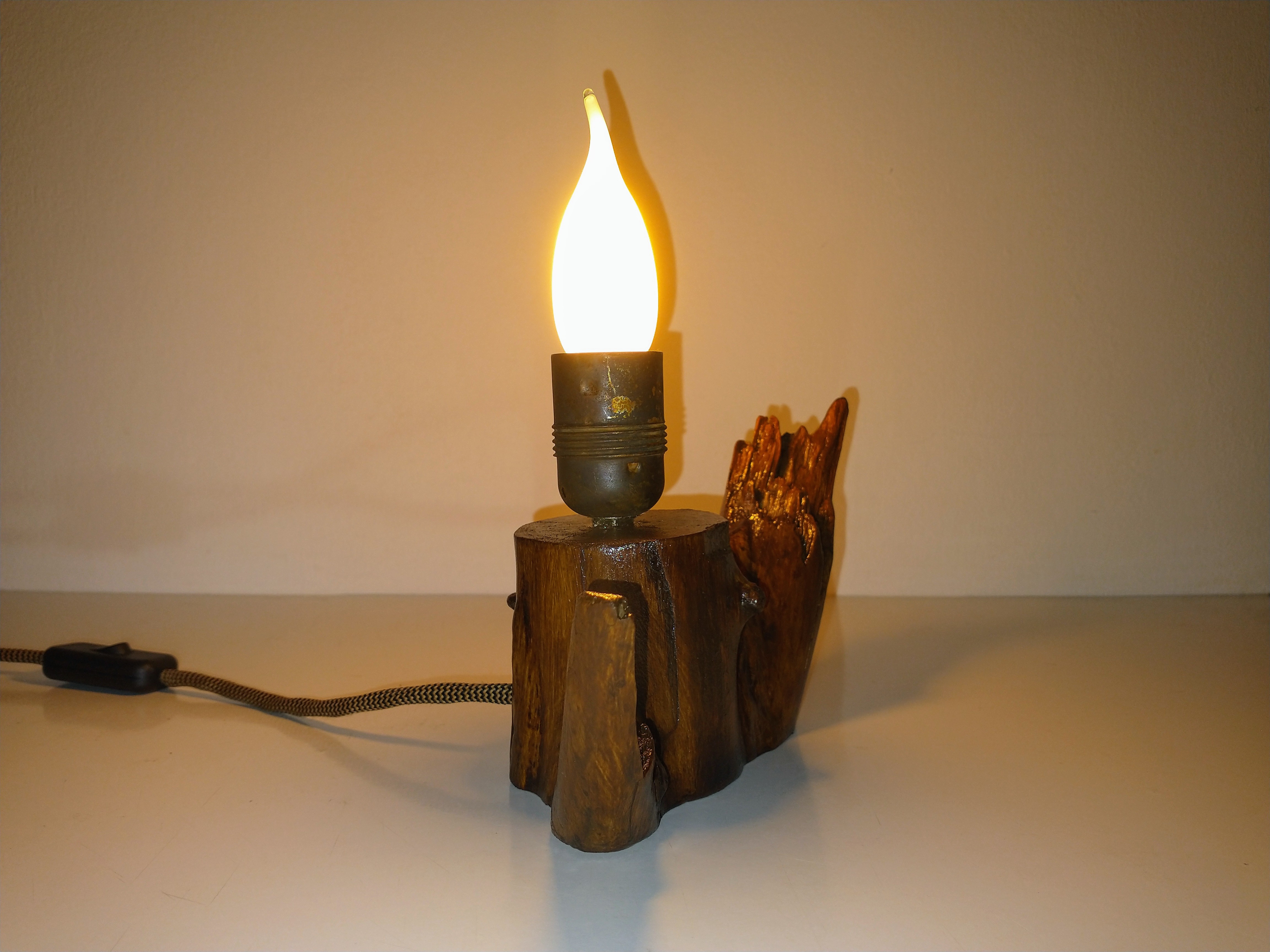 WOOD LAMP svietidlo na stôl