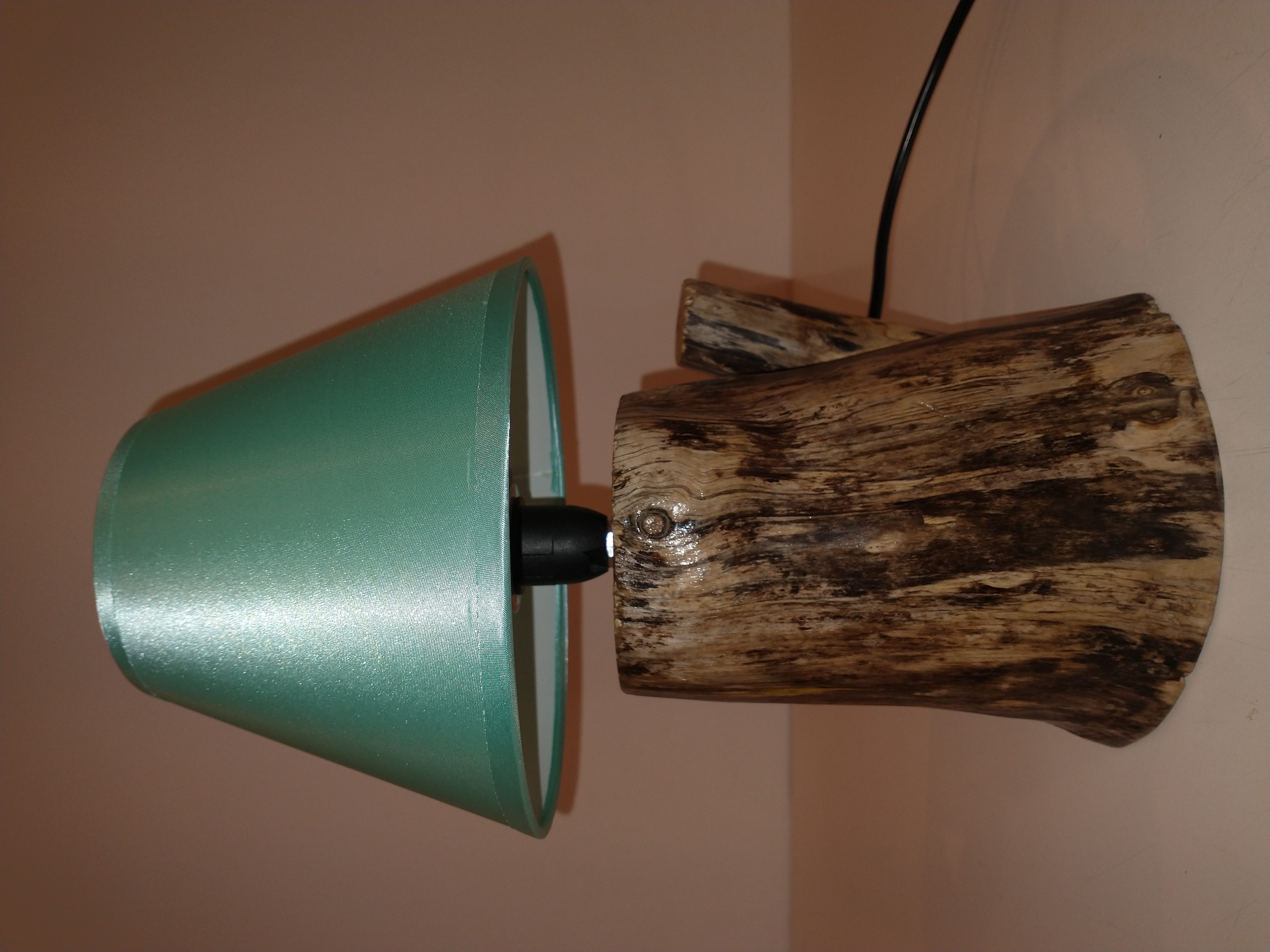 WOOD LAMP svietidlo na stôl s tienidlom
