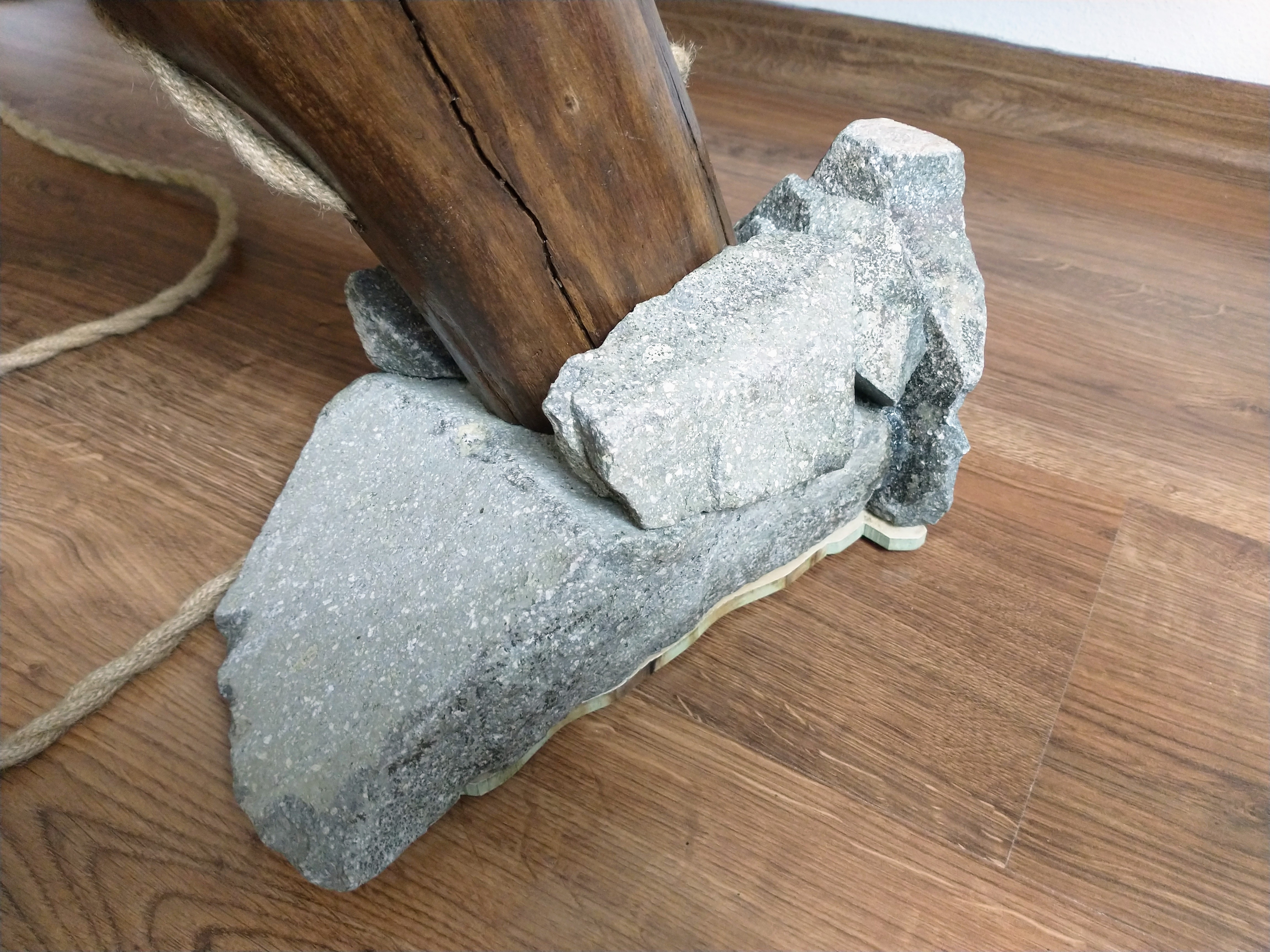 WOOD LAMP stojacia lampa