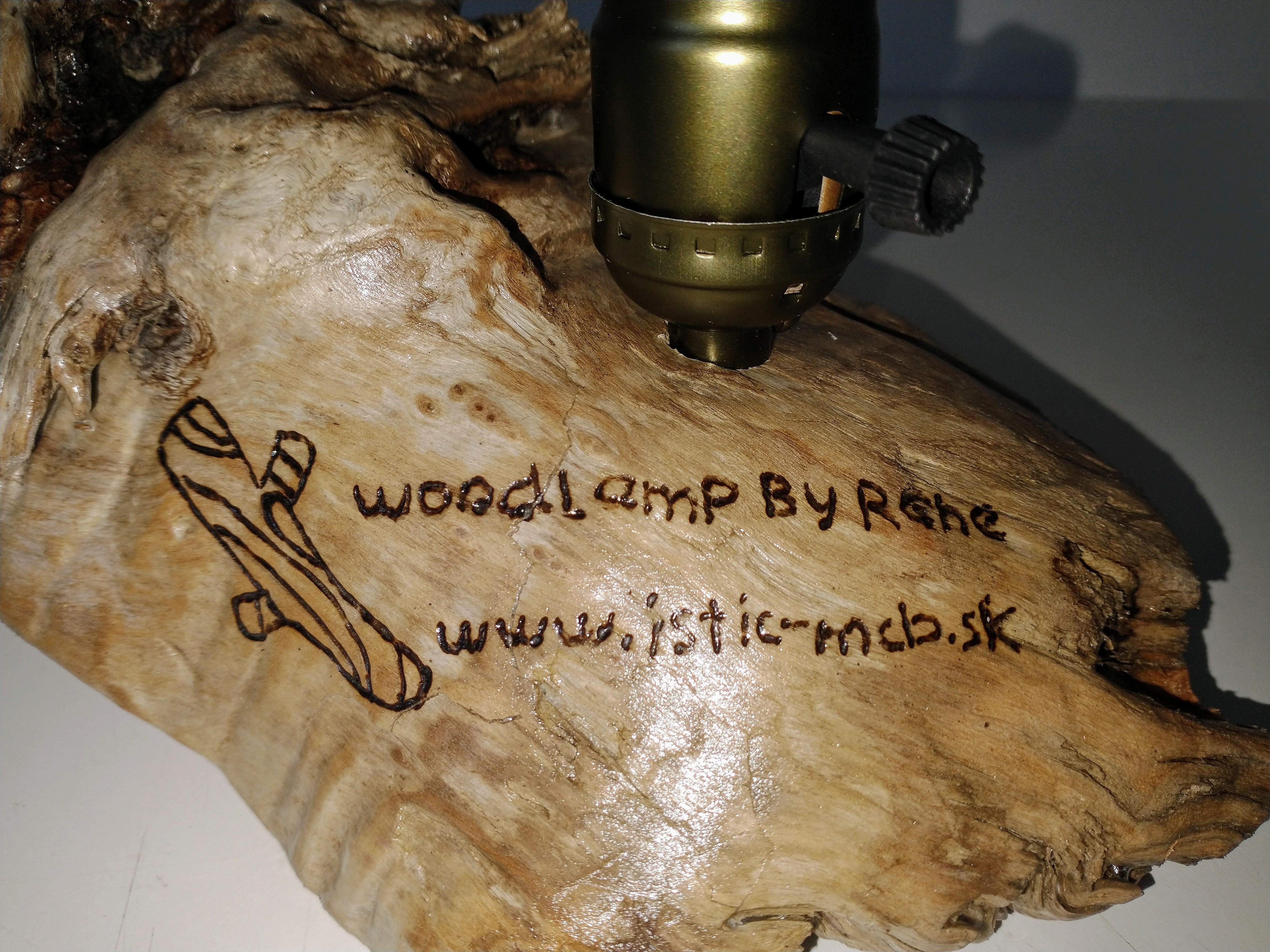 WOOD LAMP svietidlo na stôl